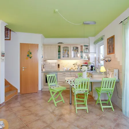 51 4, Lindenweg 8d Апартаменты Karlshagen