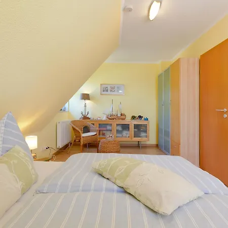 51 4, Lindenweg 8d *